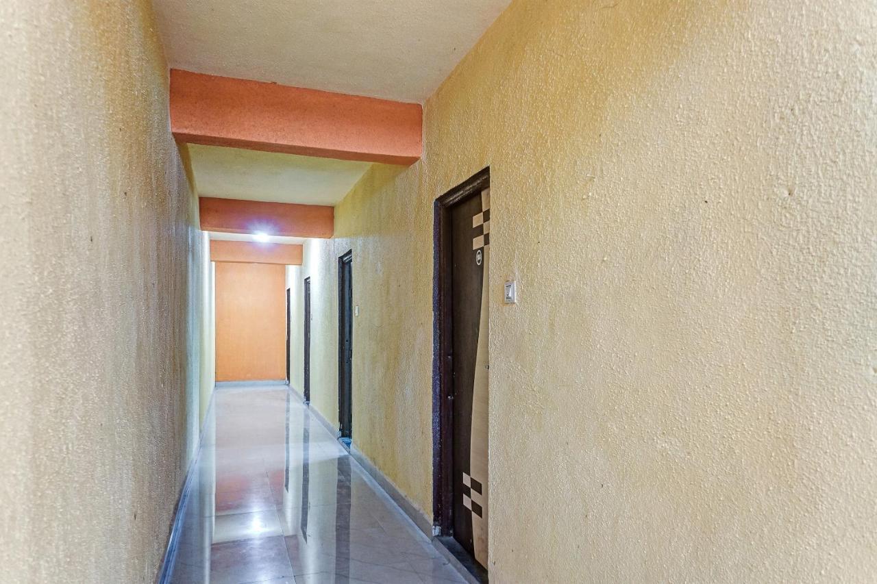 Spot On 81689 New Saiba Lodging Pune Exteriör bild