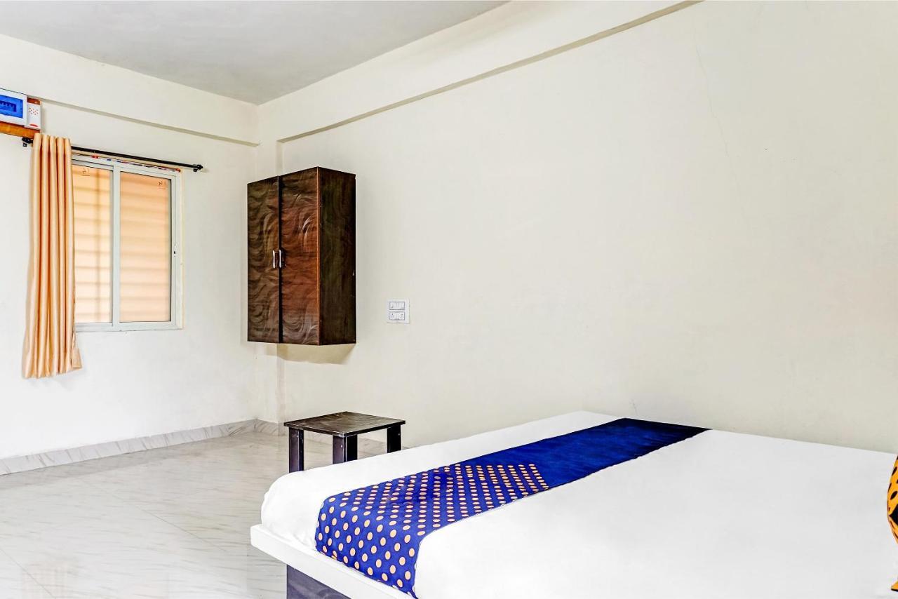 Spot On 81689 New Saiba Lodging Pune Exteriör bild